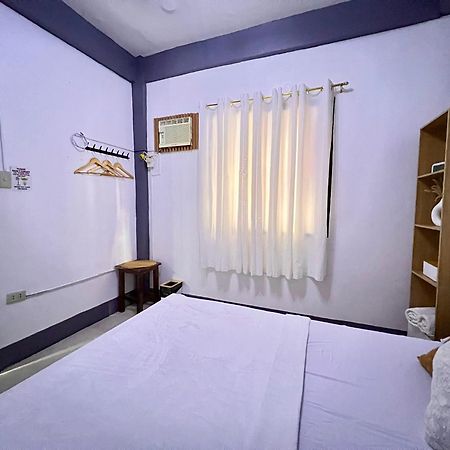 Eighty8 Tourist Inn 코른 외부 사진
