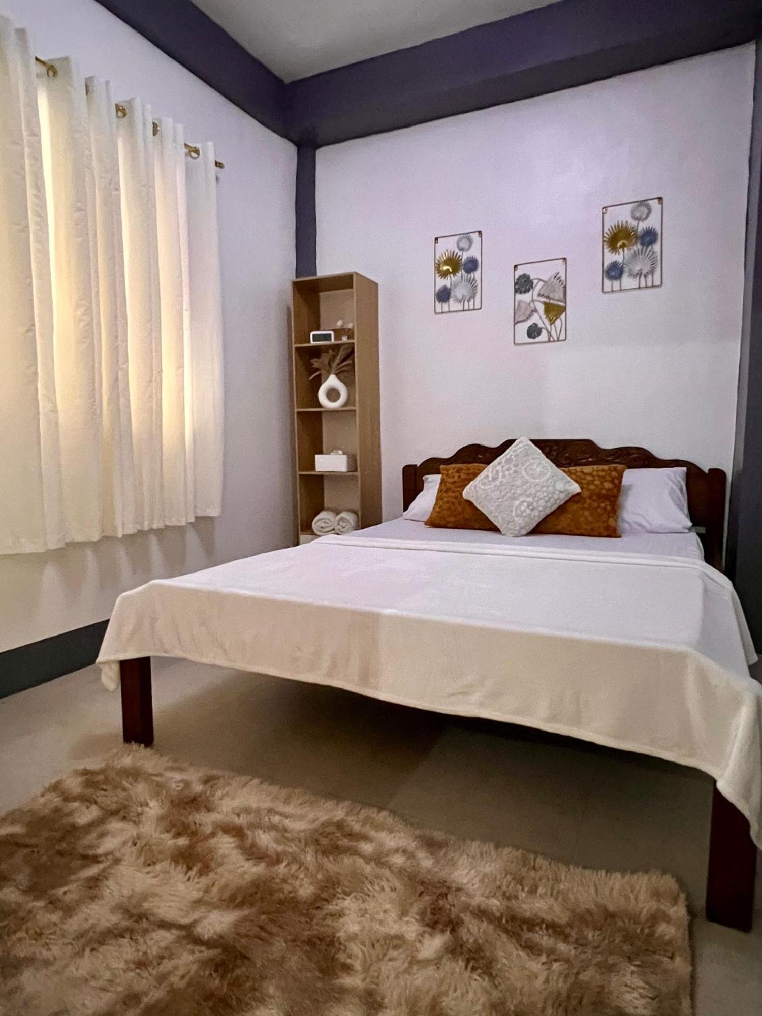 Eighty8 Tourist Inn 코른 외부 사진